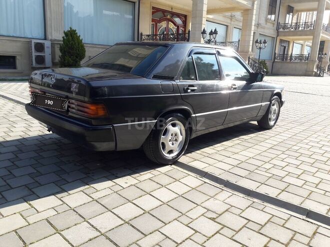 Mercedes 190 1993, 403,509 km - 1.8 l - Sumqayıt