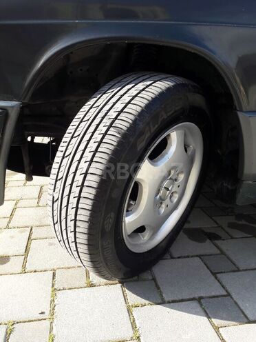Mercedes 190 1993, 403,509 km - 1.8 l - Sumqayıt