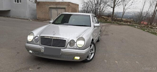 Mercedes E 320 1997, 321,000 km - 3.2 l - Bakı