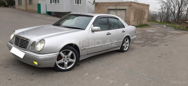 Mercedes E 320 1997, 321,000 km - 3.2 l - Bakı