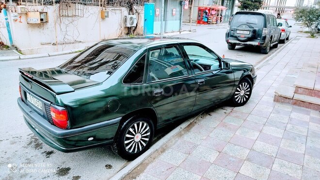 Opel Vectra 1994, 300,000 km - 1.3 l - Bakı