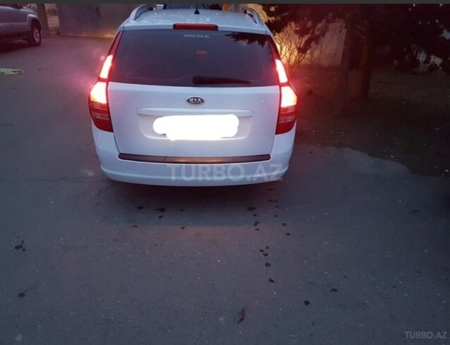 Kia Ceed 2010, 190,000 km - 1.4 л - Bakı