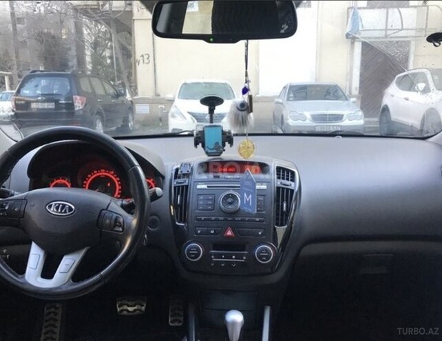 Kia Ceed 2010, 190,000 km - 1.4 л - Bakı