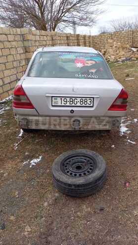 Mercedes C 180 1995, 300,000 km - 1.8 l - Füzuli