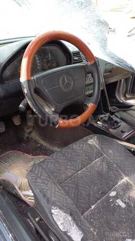 Mercedes C 180 1995, 300,000 km - 1.8 l - Füzuli