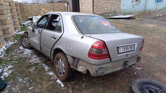 Mercedes C 180 1995, 300,000 km - 1.8 l - Füzuli