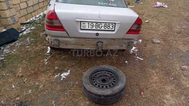 Mercedes C 180 1995, 300,000 km - 1.8 l - Füzuli