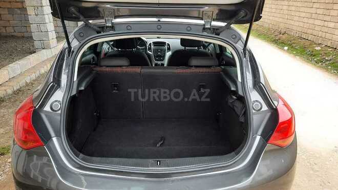 Opel Astra 2011, 92,000 km - 1.4 l - Lənkəran