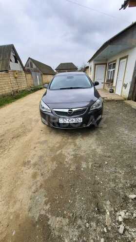 Opel Astra 2011, 92,000 km - 1.4 l - Lənkəran