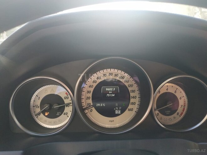 Mercedes C 350 2013, 75,000 km - 3.5 l - Bakı