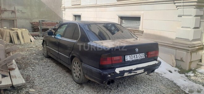 BMW 518 1994, 300,000 km - 1.8 л - Bakı