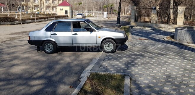 LADA (VAZ) 21099 2001, 250,000 km - 1.6 l - Yevlax