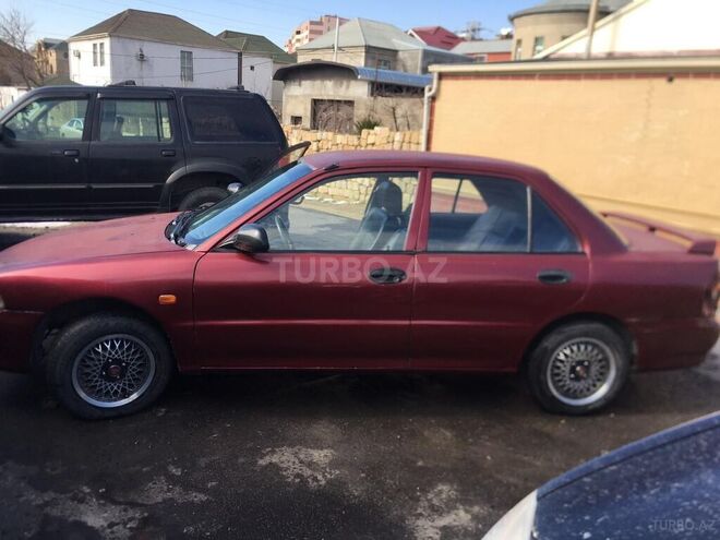 Mitsubishi Lancer 1993, 352,649 km - 1.3 l - Bakı