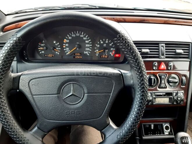 Mercedes C 180 1997, 236,000 km - 1.8 l - Gəncə