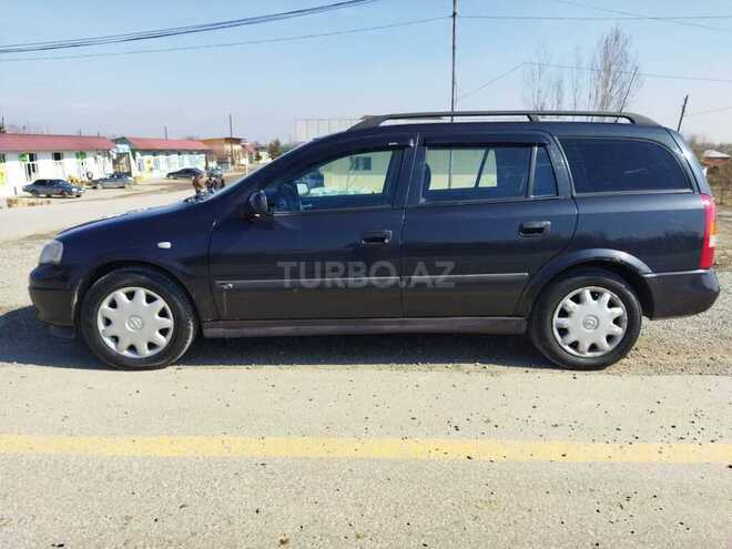 Opel Astra 1998, 300,000 km - 1.6 л - Ucar