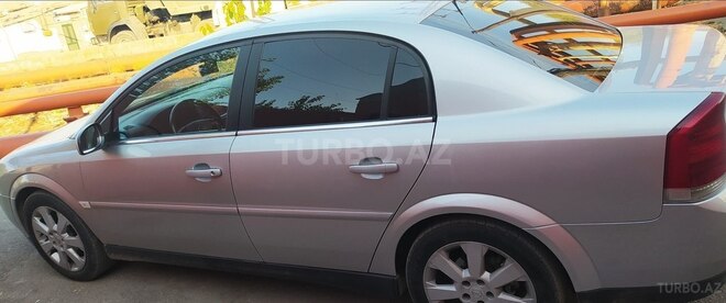 Opel Vectra 2004, 300,000 km - 2.2 л - Bakı