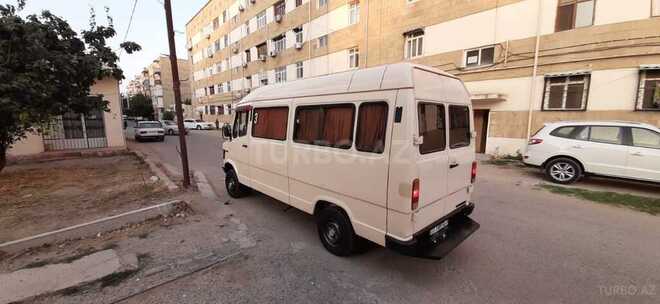Mercedes 208 D 1985, 143,000 km - 2.2 l - Sabirabad