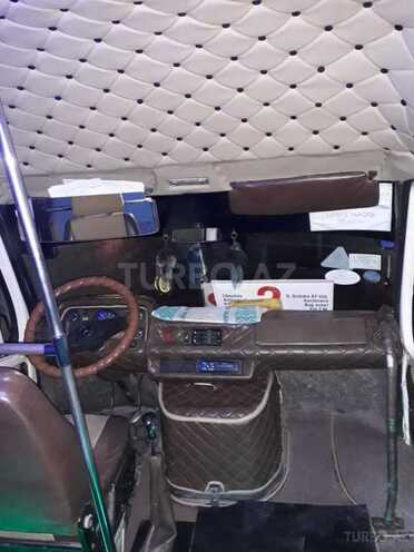 Mercedes 208 D 1985, 143,000 km - 2.2 l - Sabirabad