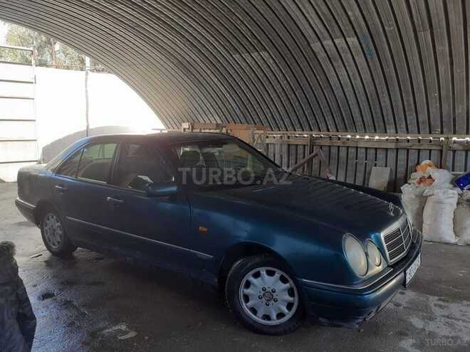 Mercedes E 230 1995, 521,000 km - 2.3 л - Bakı