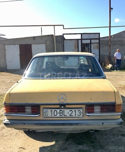 Mercedes  1982, 386,000 km - 2.0 л - Bakı