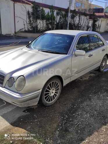 Mercedes E 320 1996, 400,000 km - 3.2 l - Bakı