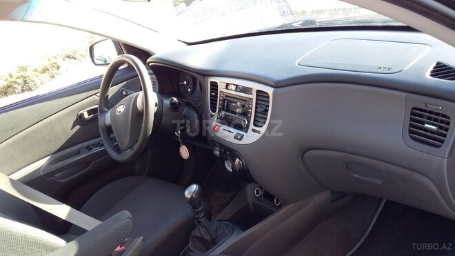 Kia Rio 2006, 109,800 km - 0.2 l - Bakı