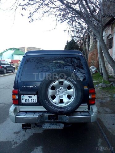 Mitsubishi Pajero 1995, 250,000 km - 2.8 l - Bakı