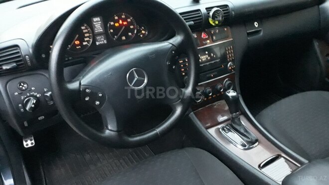 Mercedes C 180 2005, 369,421 km - 1.8 л - Bakı