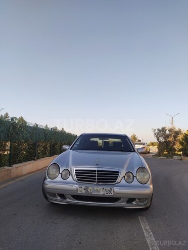 Mercedes E 320 2000, 313,425 km - 3.2 l - Bakı