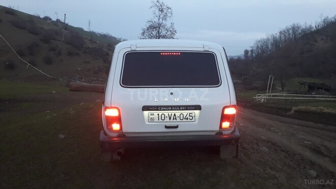 LADA (VAZ) Niva 2007, 1,302,534 km - 1.7 l - Lerik