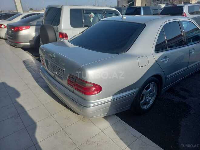 Mercedes E 240 2000, 254,000 km - 2.4 l - Gəncə