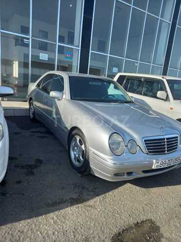 Mercedes E 240 2000, 254,000 km - 2.4 l - Gəncə