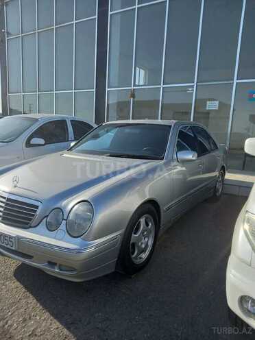 Mercedes E 240 2000, 254,000 km - 2.4 l - Gəncə