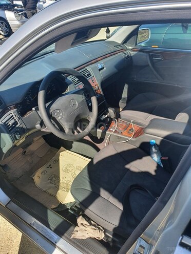 Mercedes E 270 2000, 350,000 km - 2.7 l - Bakı