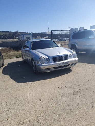 Mercedes E 270 2000, 350,000 km - 2.7 l - Bakı