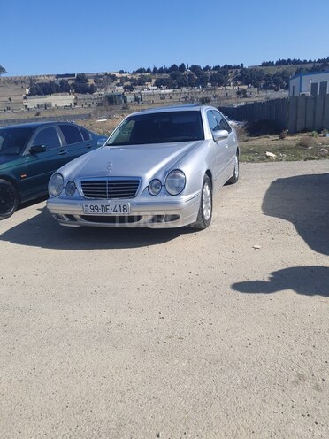 Mercedes E 270 2000, 350,000 km - 2.7 l - Bakı
