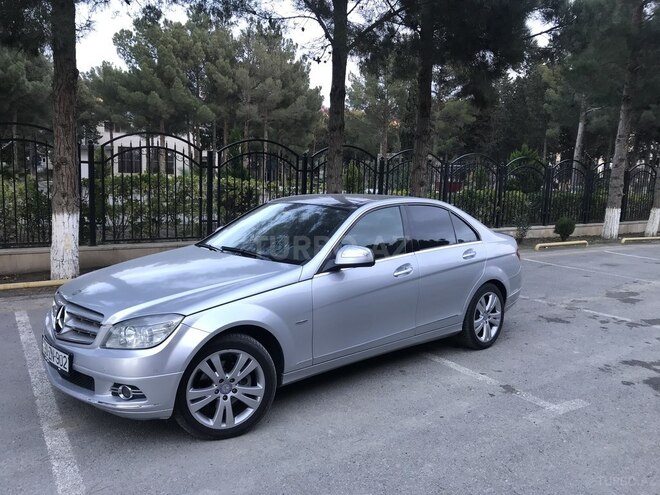 Mercedes C 220 2007, 261,000 km - 2.2 л - Bakı