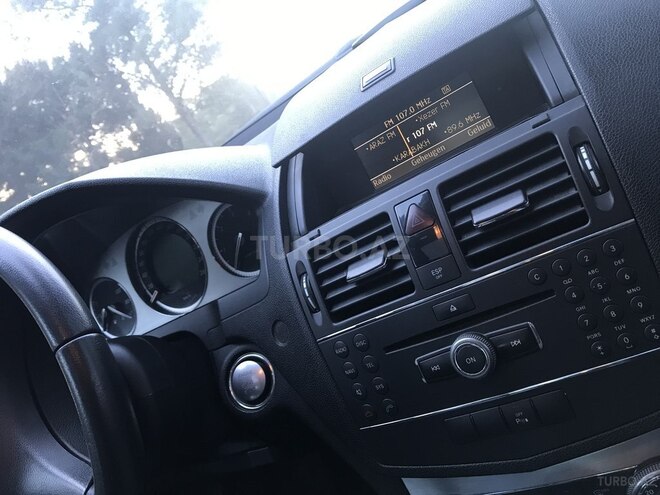 Mercedes C 220 2007, 261,000 km - 2.2 л - Bakı