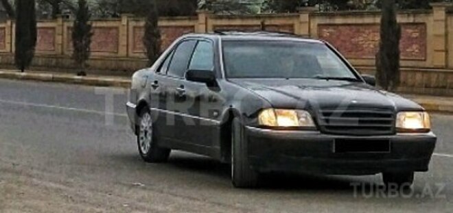 Mercedes E 230 1998, 235,400 km - 2.3 l - Ağcabədi