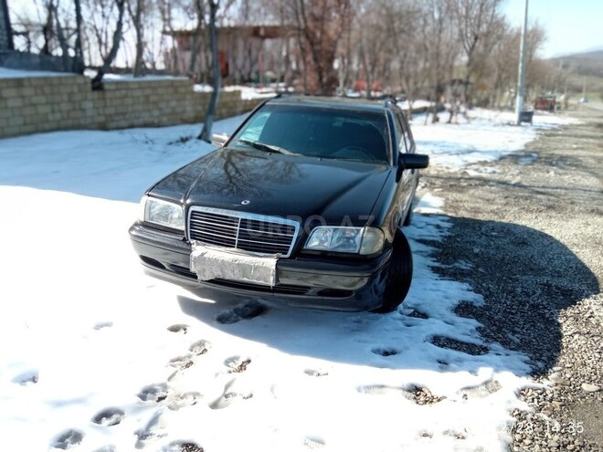 Mercedes C 220 2000, 480,000 km - 2.2 л - Bakı