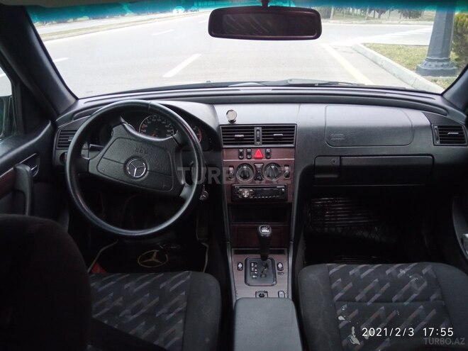 Mercedes C 220 2000, 480,000 km - 2.2 л - Bakı