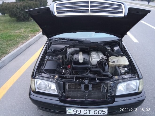 Mercedes C 220 2000, 480,000 km - 2.2 л - Bakı