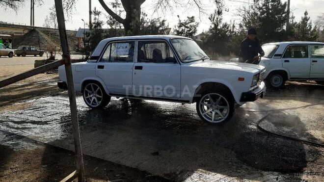 LADA (VAZ) 2107 2009, 98,000 km - 1.6 l - Qazax
