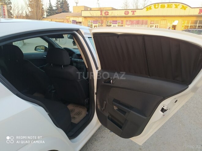 Opel Astra 2009, 184,500 km - 1.4 l - Bakı