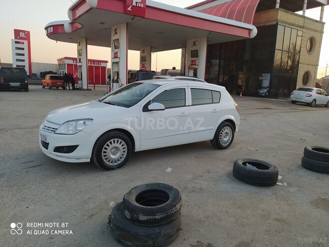 Opel Astra 2009, 184,500 km - 1.4 l - Bakı