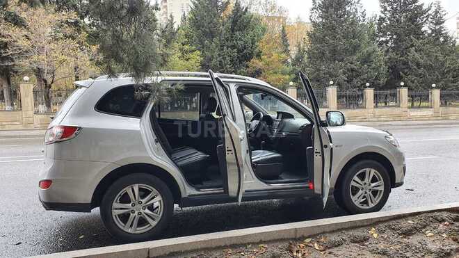 Hyundai Santa Fe 2010, 70,000 km - 2.0 л - Bakı