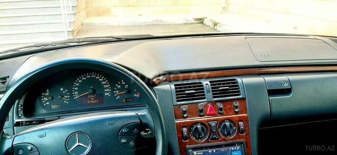 Mercedes E 280 2000, 385,000 km - 2.8 л - Bakı