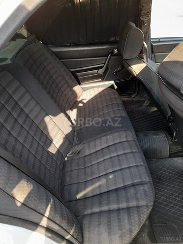 Mercedes 190 1991, 265,000 km - 1.8 l - Ağcabədi