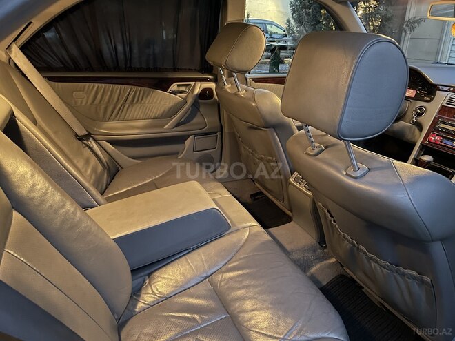 Mercedes E 320 2001, 202,000 km - 3.2 л - Gəncə