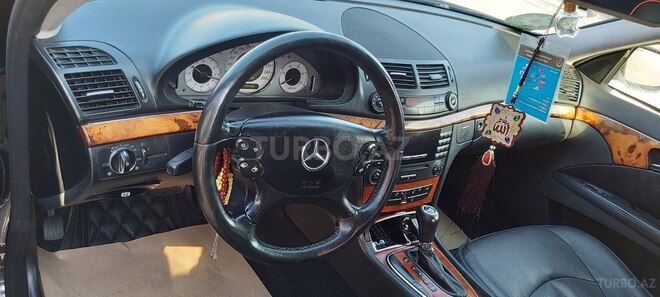 Mercedes E 220 2008, 375,000 km - 2.2 l - Bakı